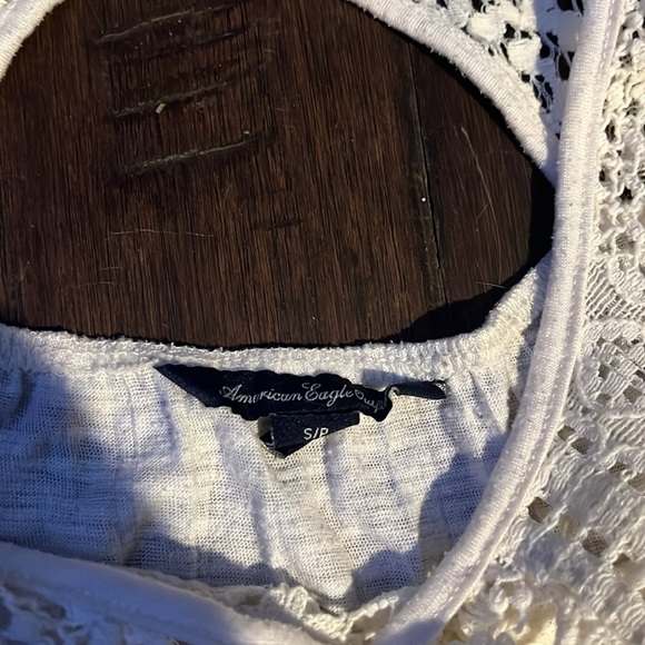 AE S/P lace detail too - Picture 2 of 3